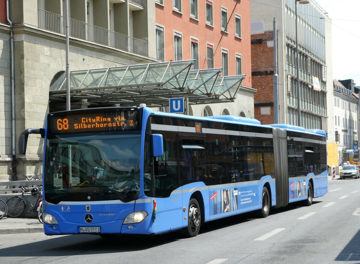 (251'077) - MVG M�nchen - Nr. 5583/M-VG 5583 - Mercedes am 5. Juni 2023 beim Hauptbahnhof M�nchen