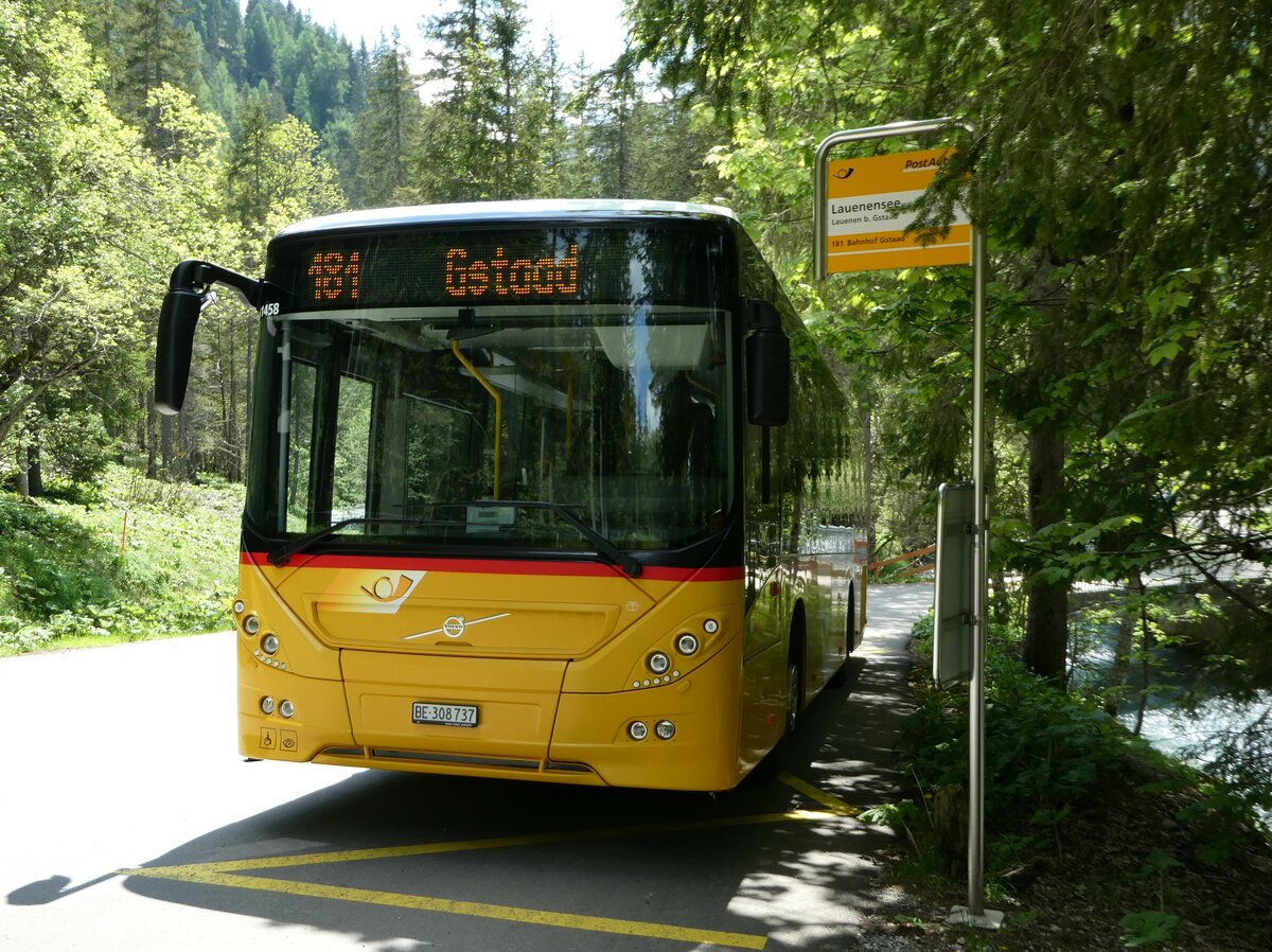 (251'128) - K�bli, Gstaad - BE 308'737/PID 11'458 - Volvo am 6. Juni 2023 in Lauenen, Lauenensee