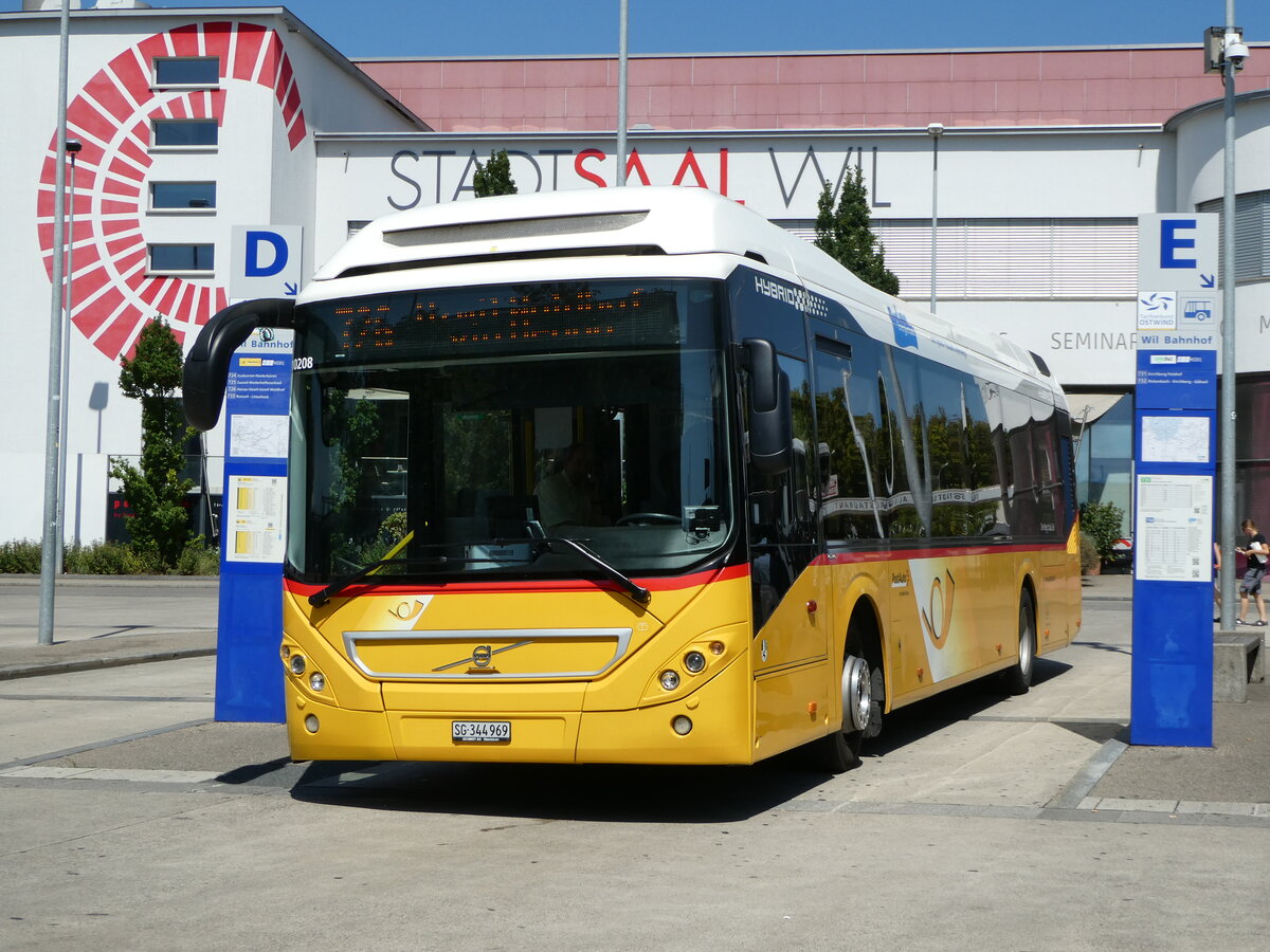 (253'875) - Schmidt, Oberb�ren - SG 344'969/PID 10'208 - Volvo (ex D�nser, Trimmis) am 18. August 2023 beim Bahnhof Wil