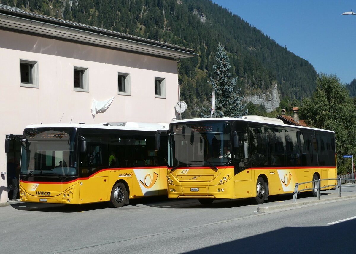 (254'891) - PostAuto Graub�nden - GR 162'976/PID 10'747 - Volvo am 8. September 2023 in Zillis, Dorf