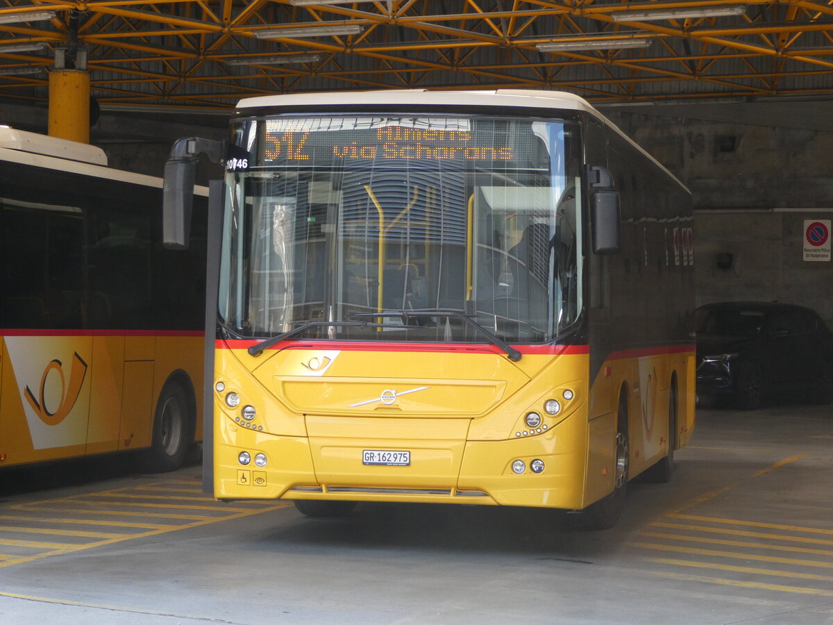 (254'898) - PostAuto Graub�nden - GR 162'975/PID 10'746 - Volvo am 8. September 2023 in Thusis, Postautostation