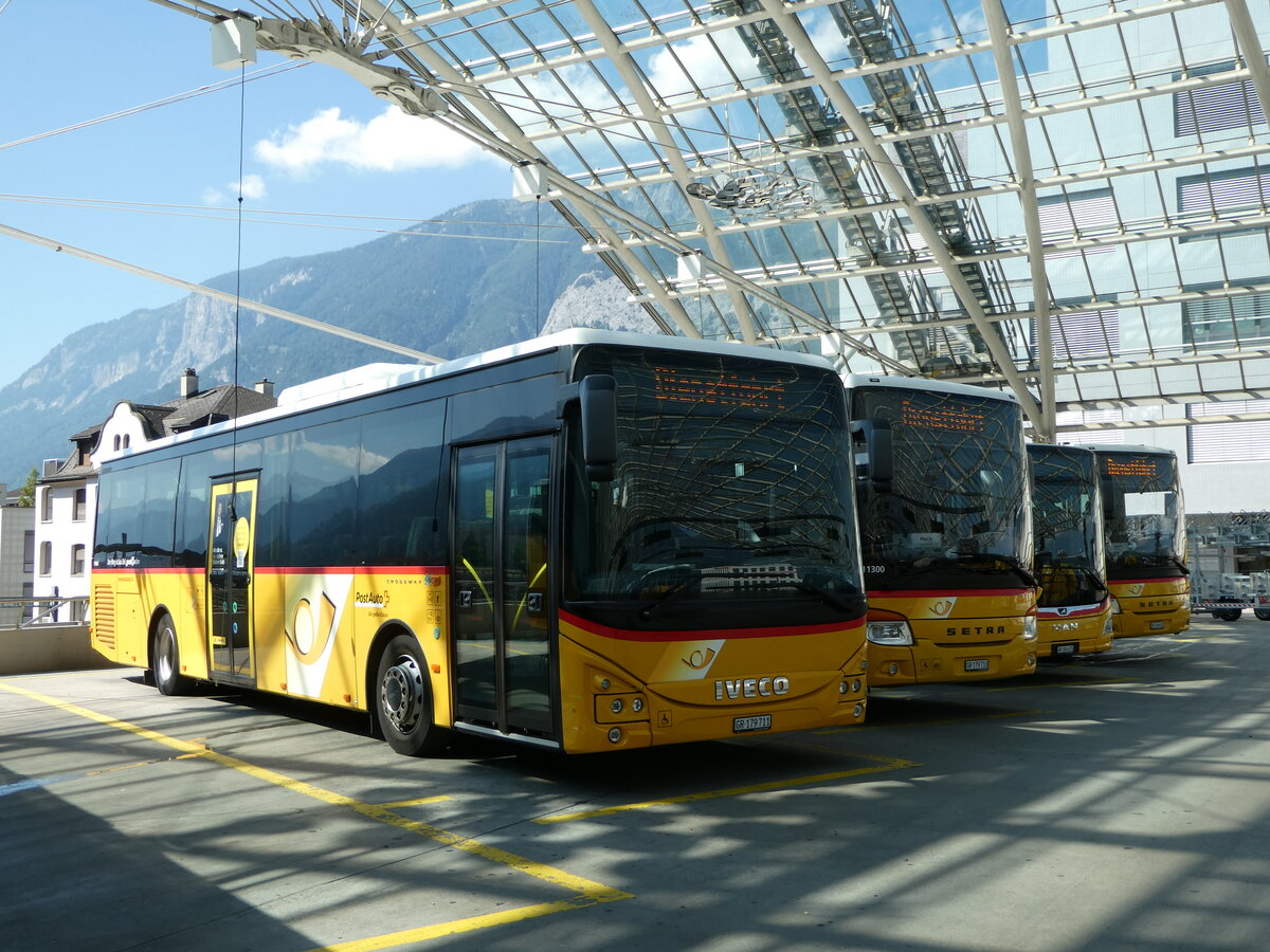 (254'923) - PostAuto Graub�nden - GR 179'711/PID 11'405 - Iveco am 8. September 2023 in Chur, Postautostation