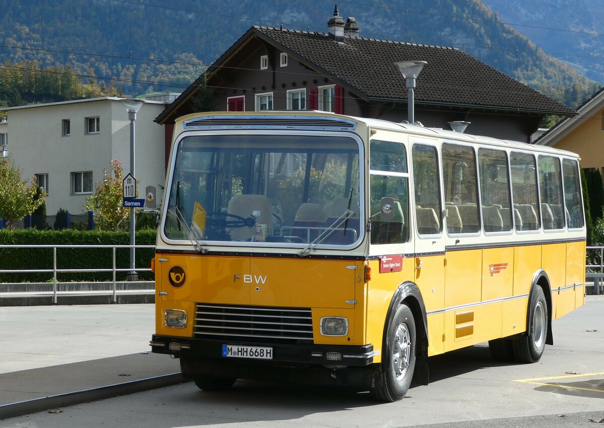 (256'478) - Aus Deutschland: Hahn, M�nchen - M-HH 668H - FBW/FHS (ex Michels, Schmallenberg; ex FRAM Drachten/NL Nr. 5; ex P 24'184) am 28. Oktober 2023 beim Bahnhof Sarnen