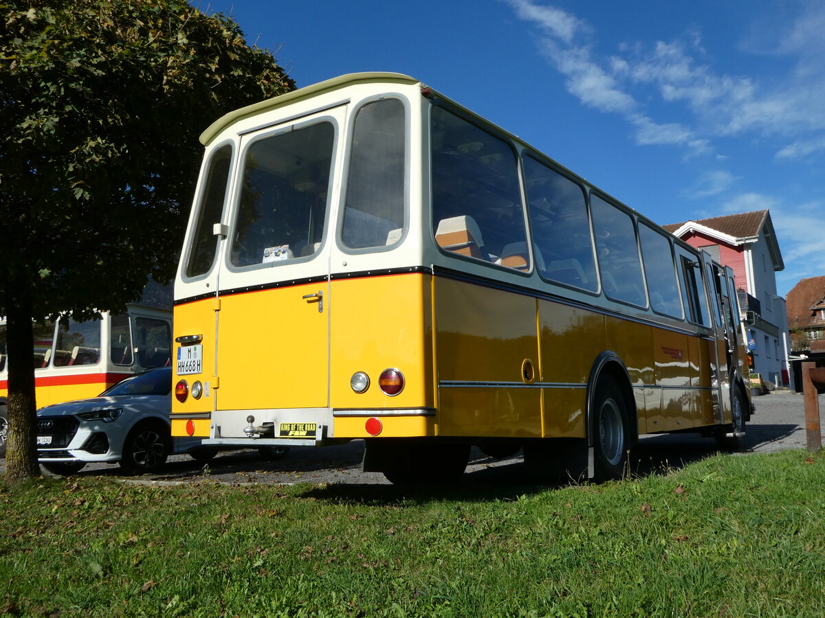 (256'510) - Aus Deutschland: Hahn, M�nchen - M-HH 668H - FBW/FHS (ex Michels, Schmallenberg; ex FRAM Drachten/NL Nr. 5; ex P 24'184) am 28. Oktober 2023 in K�giswil, Restaurant Adler