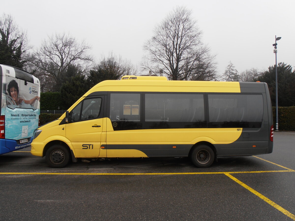 (257'706) - STI Thun - Nr. 4/BE 841'004 - Mercedes am 18. Dezember 2023 bei der Schiffl�ndte Thun