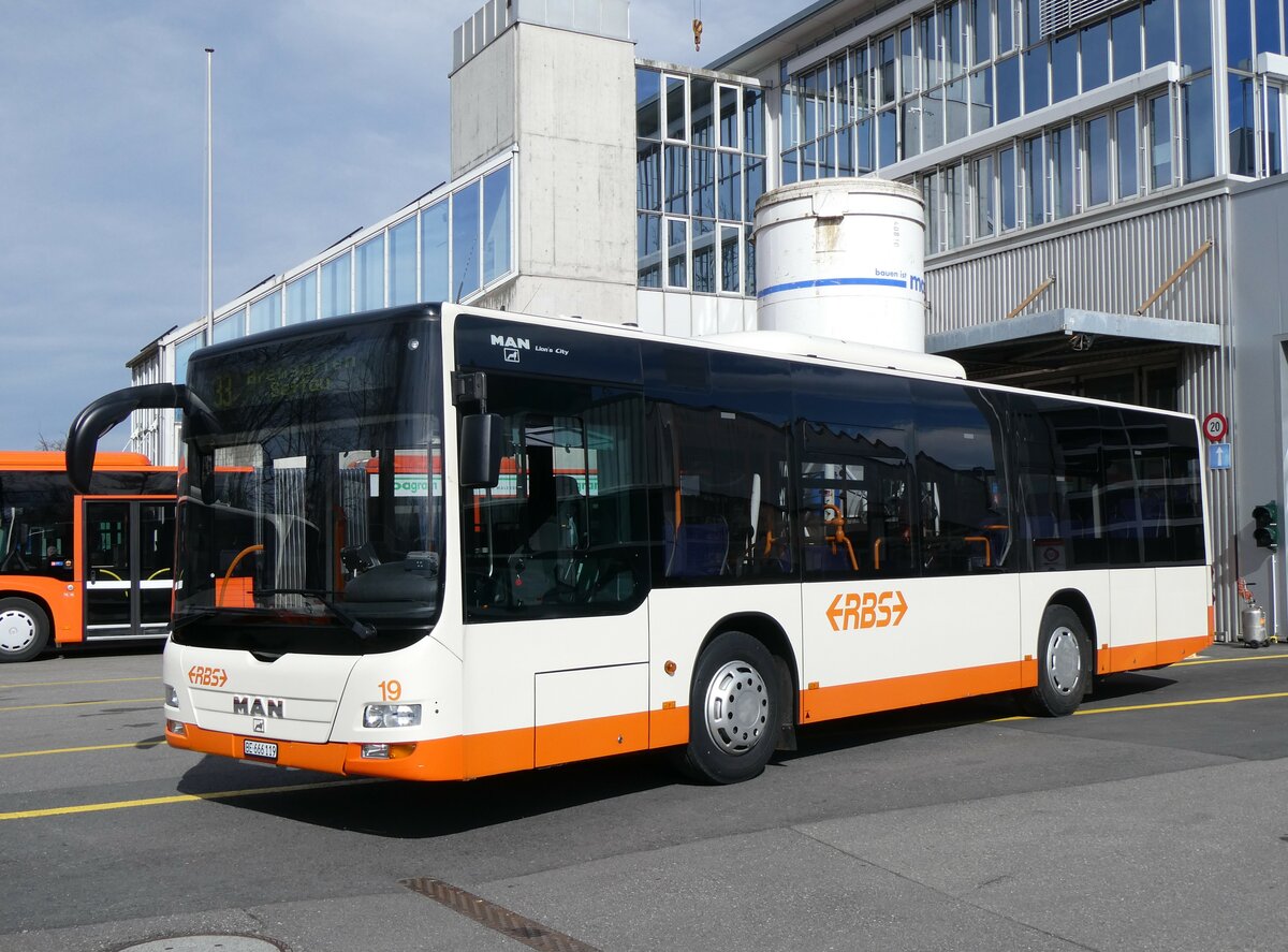 (259'958) - RBS Worblaufen - Nr. 19/BE 666'119 - MAN am 3. M�rz 2024 in Worblaufen, Garage