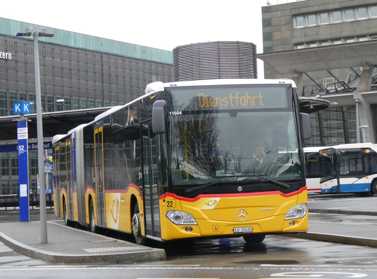 (260'259) - Bucheli, Kriens - Nr. 22/LU 15'430/PID 11'604 - Mercedes am 12. M�rz 2024 beim Bahnhof Luzern