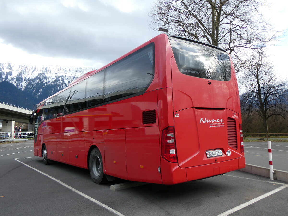 (260'339) - Nunes, Z�rich - Nr. 22/ZH 470'185 - Mercedes am 12. M�rz 2024 beim Bahnhof Interlaken Ost