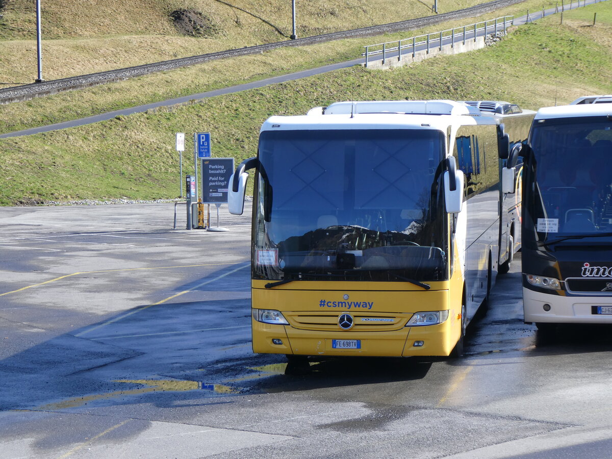(260'476) - Aus Italien: Centra, San Giovanni Rotondo - FE-698 TV - Mercedes am 19. M�rz 2024 in Grindelwald, Grund