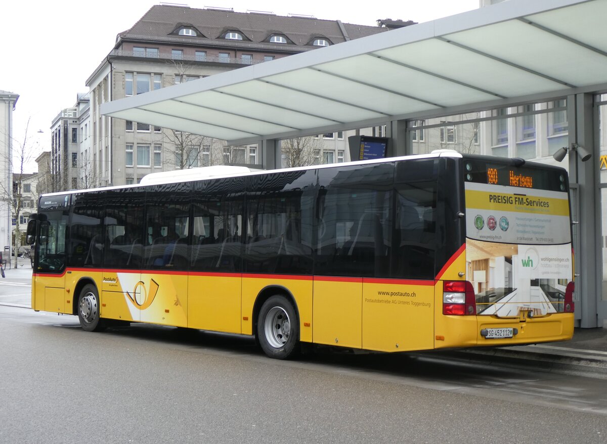 (260'924) - PAUT, Ganterschwil - SG 452'112/PID 10'386 - MAN (ex LBA Vaduz/FL Nr. 3) am 1. April 2024 beim Bahnhof St. Gallen
