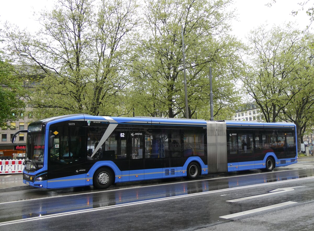 (261'444) - MVG M�nchen - Nr. 5079/M-VG 5079 - MAN am 15. April 2024 in M�nchen, Sendlinger Tor