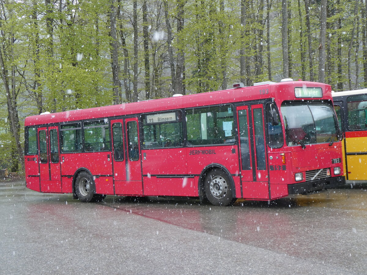 (261'611) - Bernmobil, Bern (SOB) - Nr. 193 - Volvo/Gangloff am 21. April 2024 in Burgdorf, �kihof Ziegelgut