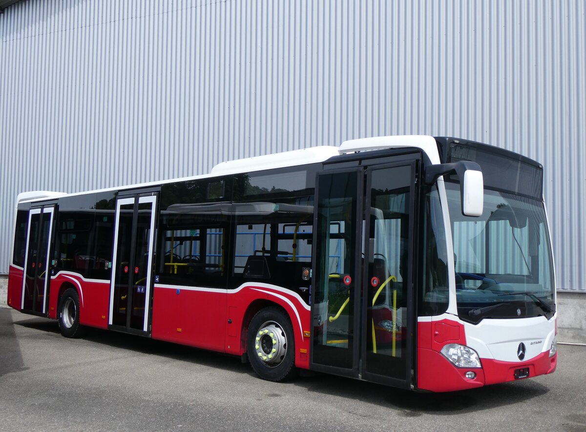 (262'145) - Aus Oesterreich: Wiener Linien - Nr. 8122 - Mercedes am 4. Mai 2024 in Winterthur, Daimler Buses