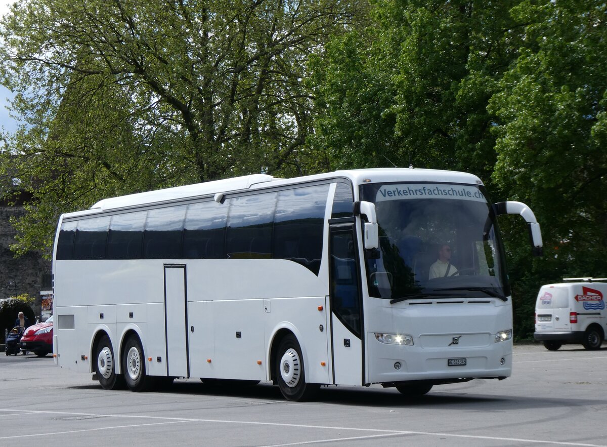 (262'334) - Bernmobil, Bern - BE 523'345 - Volvo am 13. Mai 2024 in Thun, Grabengut