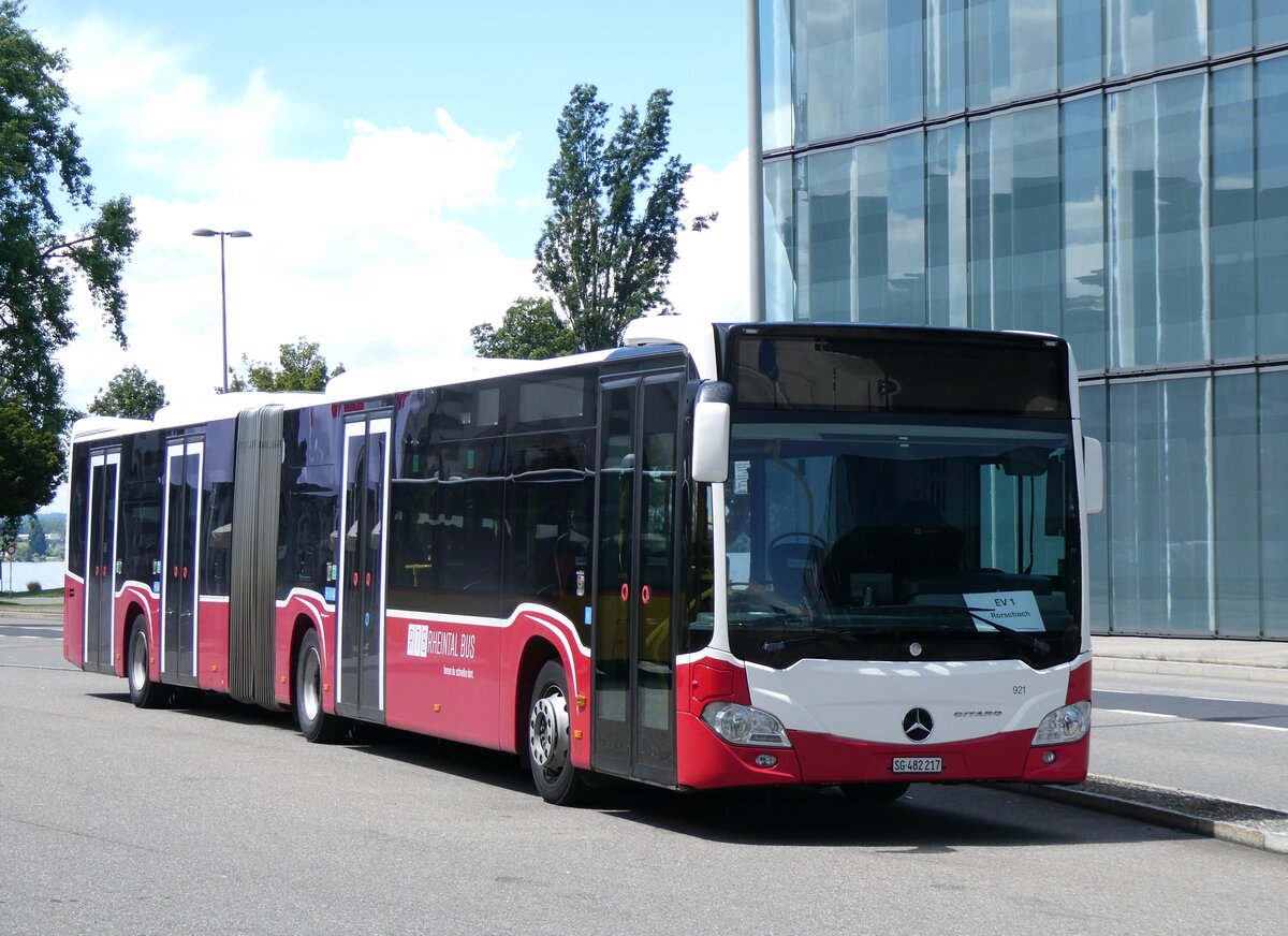 (262'881) - RTB Altst�tten - Nr. 921/SG 482'217 - Mercedes (ex Wiener Linien, A-Wien Nr. 8725) am 24. Mai 2024 beim Bahnhof Rorschach