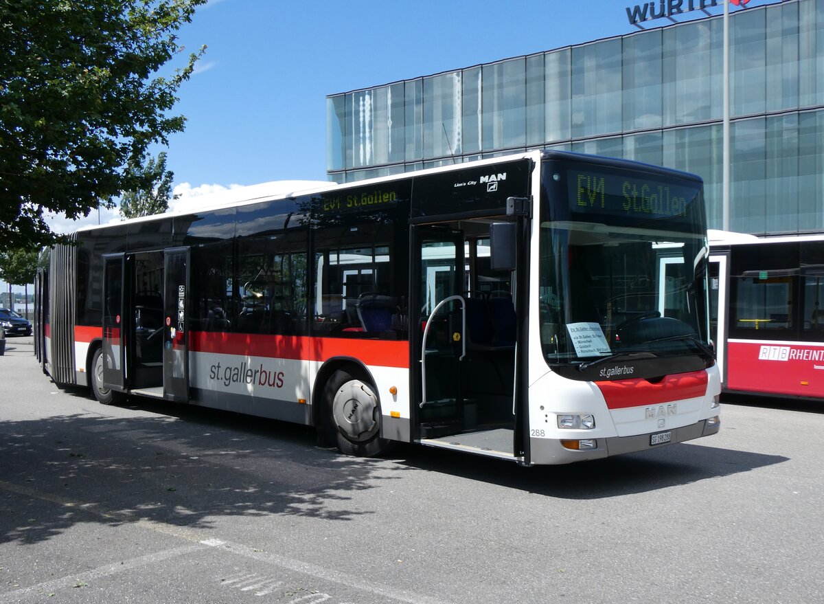 (262'883) - St. Gallerbus, St. Gallen - Nr. 288/SG 198'288 - MAN am 24. Mai 2024 beim Bahnhof Rorschach