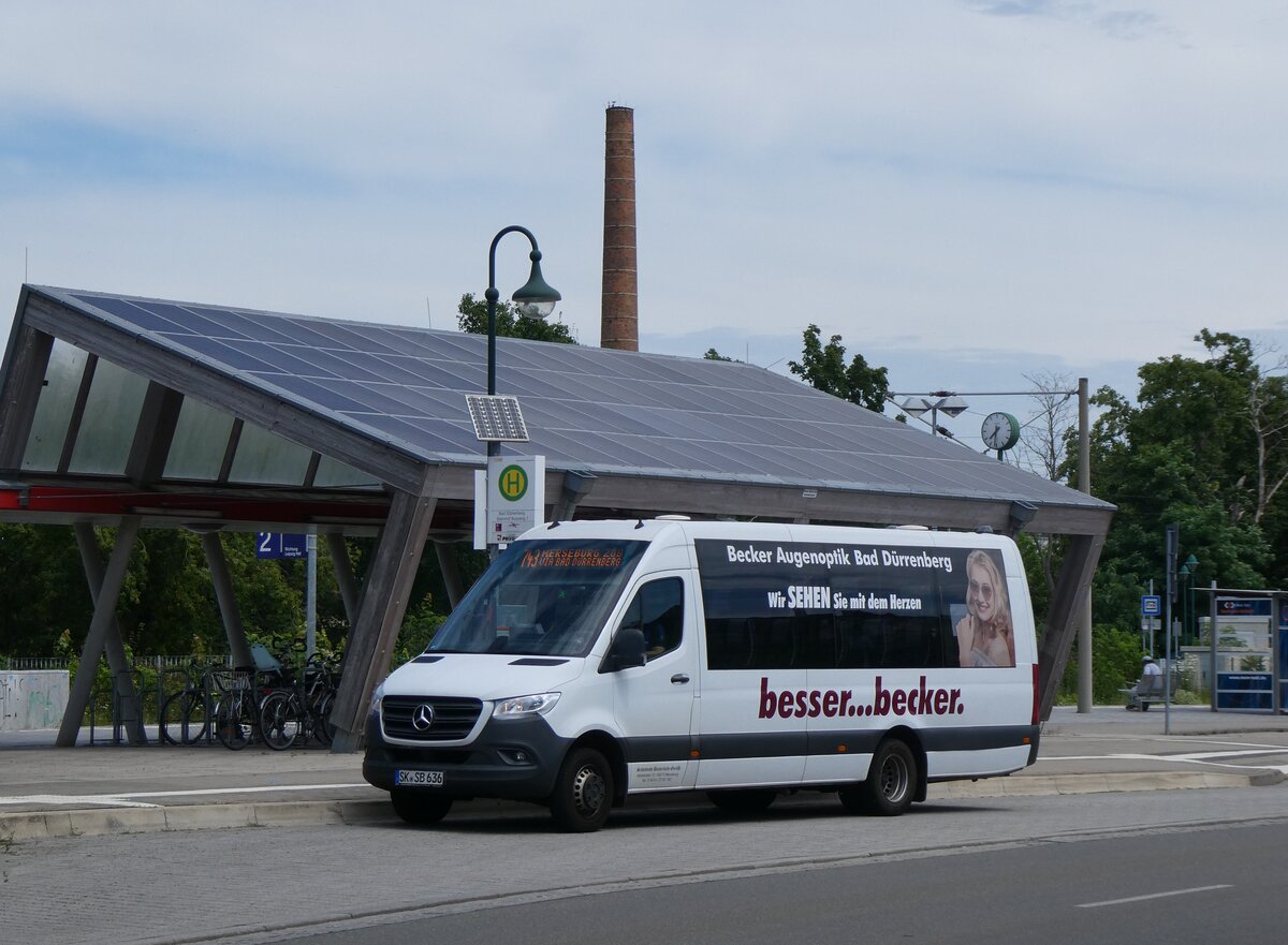 (264'581) - Sch�nbrodt-Busverkehr, Merseburg - SK-SB 636 - Mercedes am 10. Juli 2024 beim Bahnhof Bad D�rrenberg