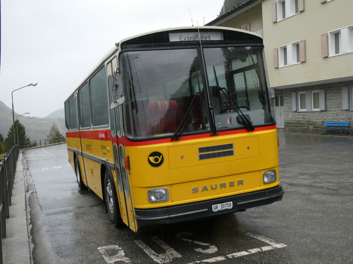 (267'895) - L�tscher, Haldenstein - GR 30'758 - Saurer/R&J (ex Dornbierer, Thal; ex FRAM Drachten/NL Nr. 24; ex PostAuto Graub�nden PID 2870; ex P 24'367) am 8. Oktober 2024 in Ferrera, Lago di Lei