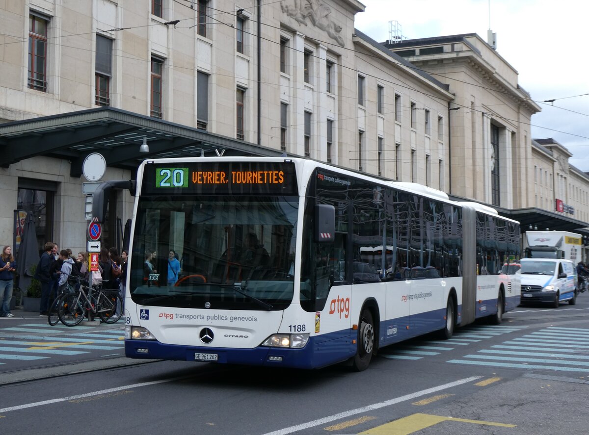 (267'927) - TPG Gen�ve - Nr. 1188/GE 961'262 - Mercedes am 10. Oktober 2024 beim Bahnhof Gen�ve