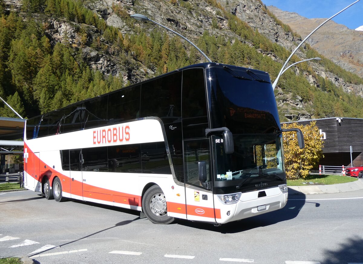 (268'345) - Welti-Furrer, Bassersdorf - Nr. SE01/ZH 930'331 - Van Hool (ex Eurobus swiss-express, Bassersdorf Nr. SE01) am 21. Oktober 2024 beim Bahnhof T�sch