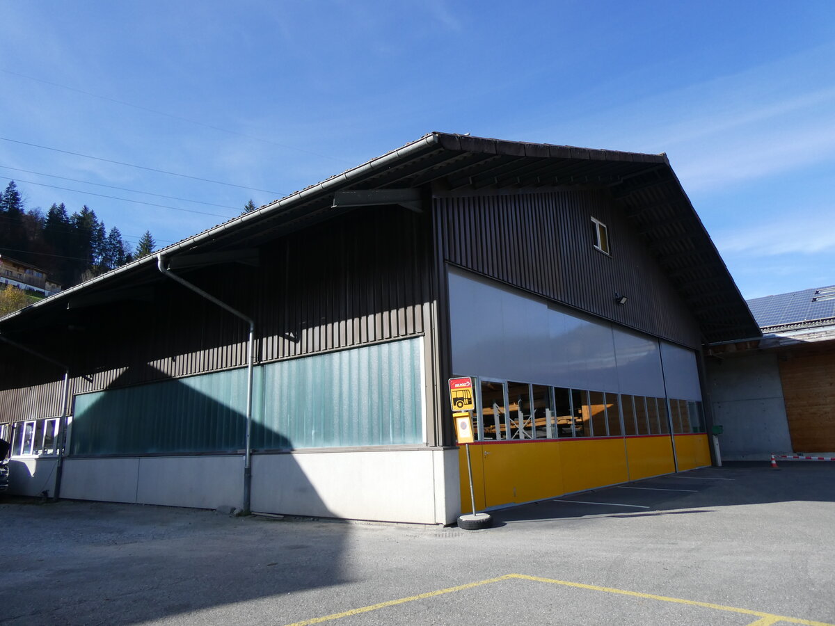 (268'990) - K�bli-Garage am 7. November 2024 in Gstaad, Garage