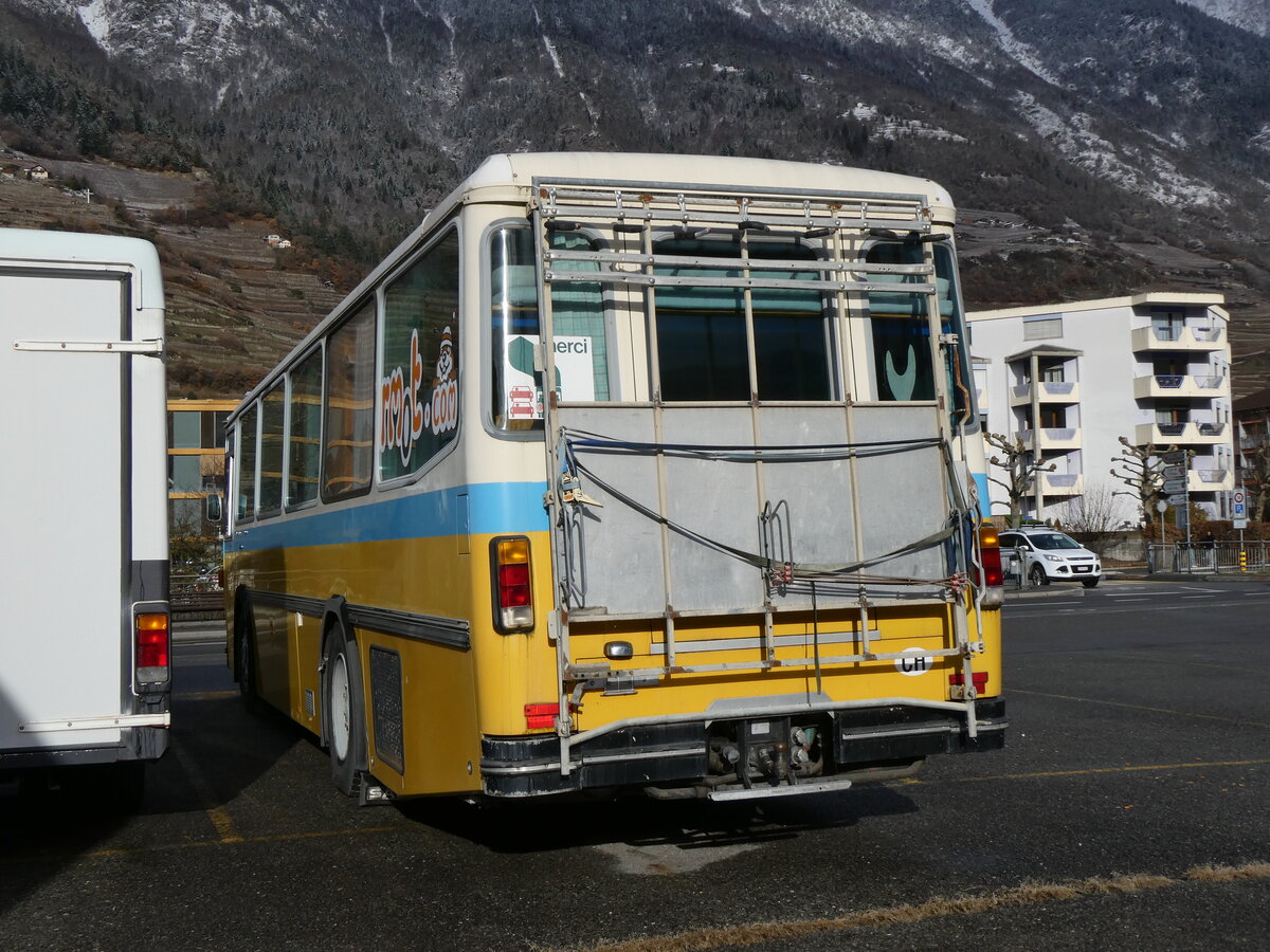 (270'023) - MadMarmot, Nyon - Saurer/T�scher (ex Auto-Transports, La C�te-aux-F�es; ex P 24'238) am 20. Dezember 2024 in Fully, Stade de Charnot