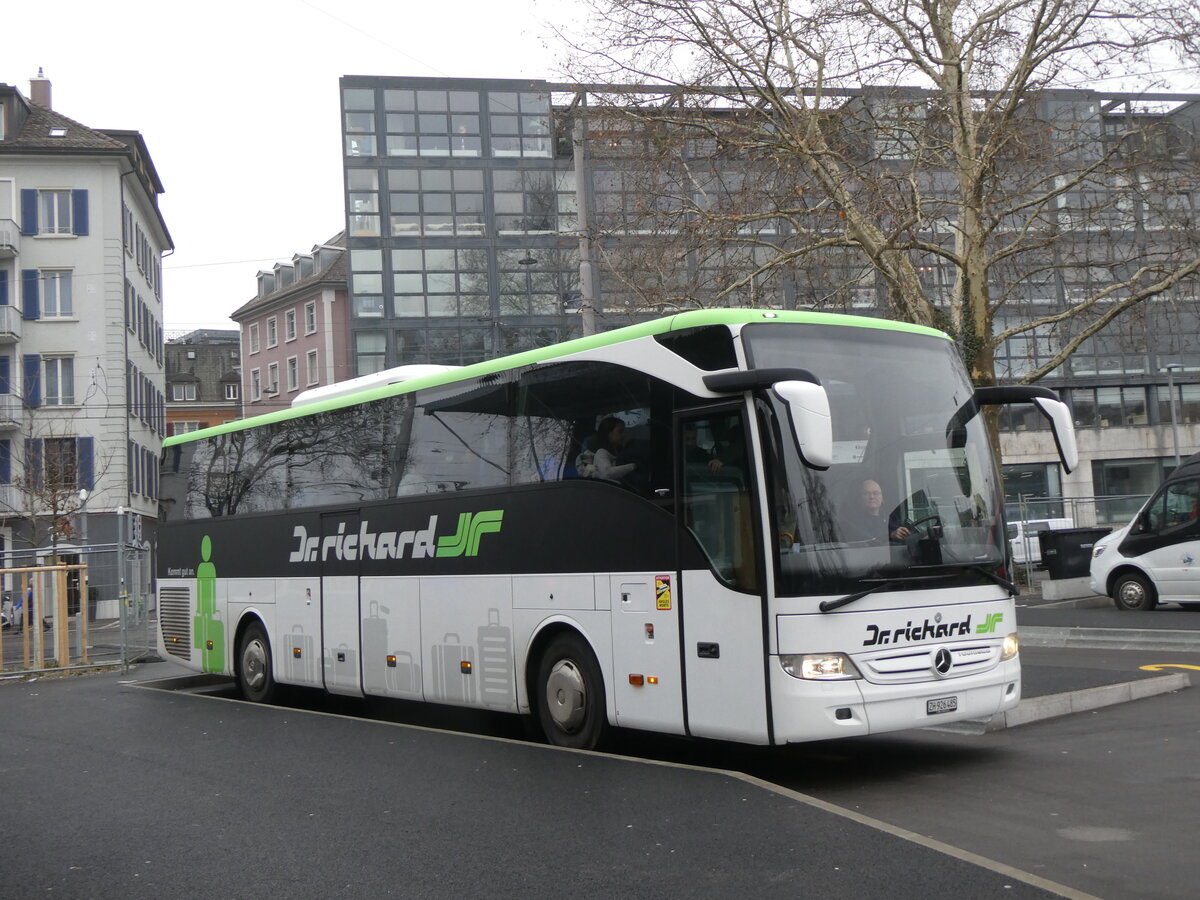 (271'664) - Dr. Richard, Oberengstringen - ZH 926'485 - Mercedes am 6. Februar 2025 in Z�rich, Sihlquai