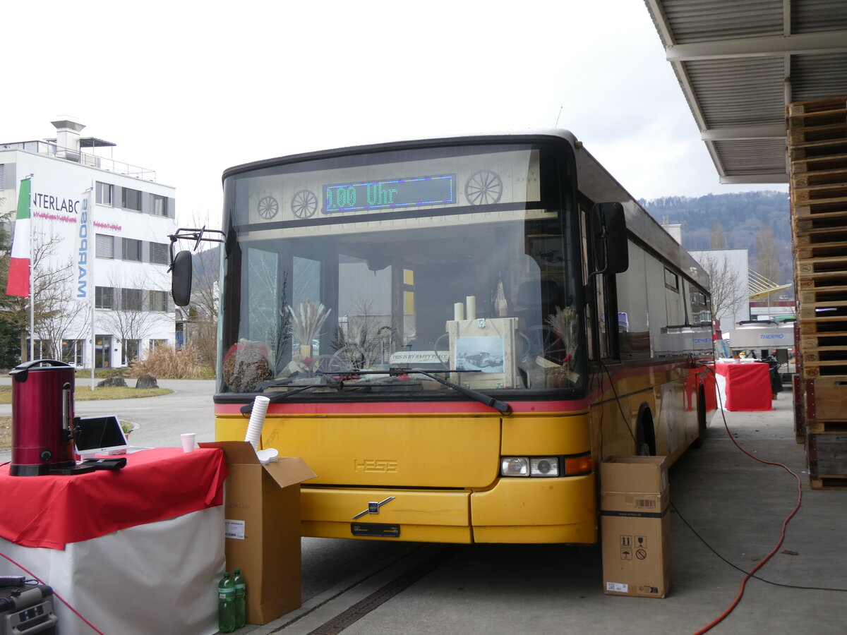 (272'512) - K�bli, Kaufdorf - Volvo/Hess (ex Kuhn, Merenschwand PID 1430) am 1. M�rz 2025 in Belp, Druckerei Jordi