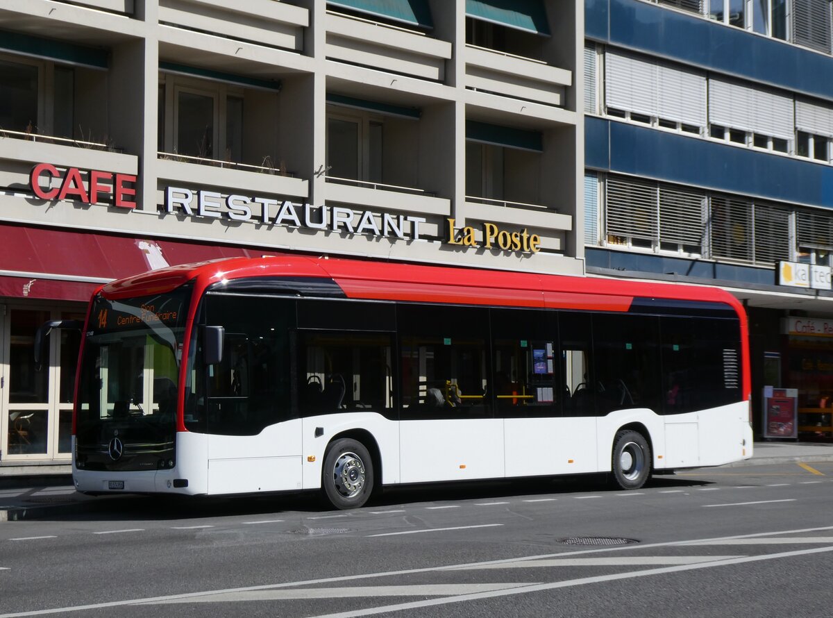 (272'762) - PostAuto Wallis - VS 574'956/PID 12'148 - eMercedes am 11. M�rz 2025 beim Bahnhof Sion