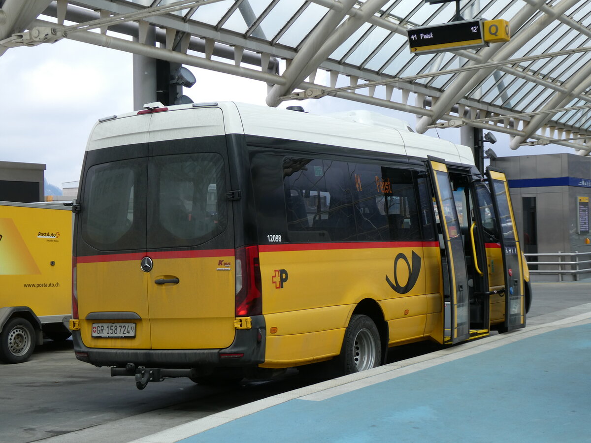 (272'906) - PostAuto Graub�nden - GR 158'724/PID 12'098 - K-Bus/Mercedes am 14. M�rz 2025 in Chur, Postautostation