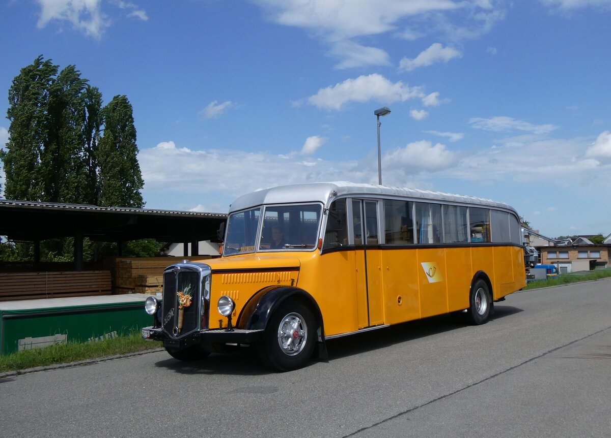 (274'582) - Badertscher, Winterthur - ZH 32'016 U - FBW/T�scher (ex P 24'574; ex P 1394) am 3. Mai 2025 in Attikon, Wegm�ller