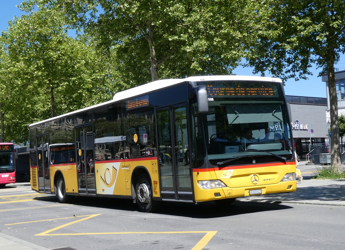 (276'028) - CarPostal Ouest - VD 605'629/PID 5508 - Mercedes (ex JU 61'876; ex Nr. 16) am 30. Mai 2025 beim Bahnhof Yverdon