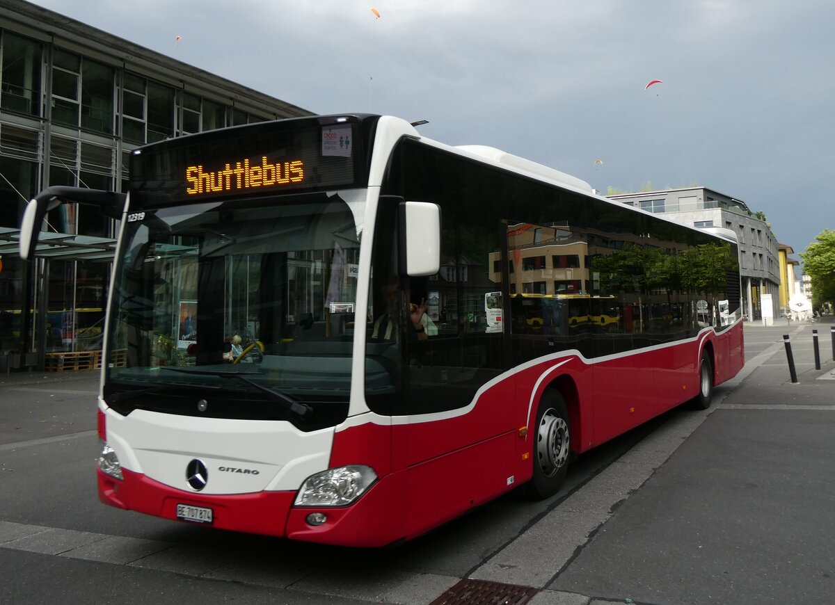 (276'734) - PostAuto Bern - BE 707'874/PID 12'319 - Mercedes (ex Wiener Linien, A-Wien Nr. 8163) am 15. Juni 2025 beim Bahnhof Interlaken Ost
