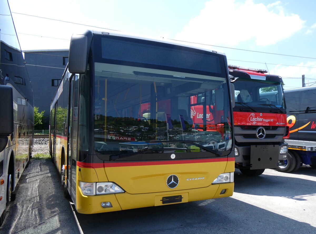 (276'814) - PostAuto Graub�nden - PID 4629 - Mercedes (ex PostAuto Nordschweiz) am 17. Juni 2025 in Schmerikon, Thomann