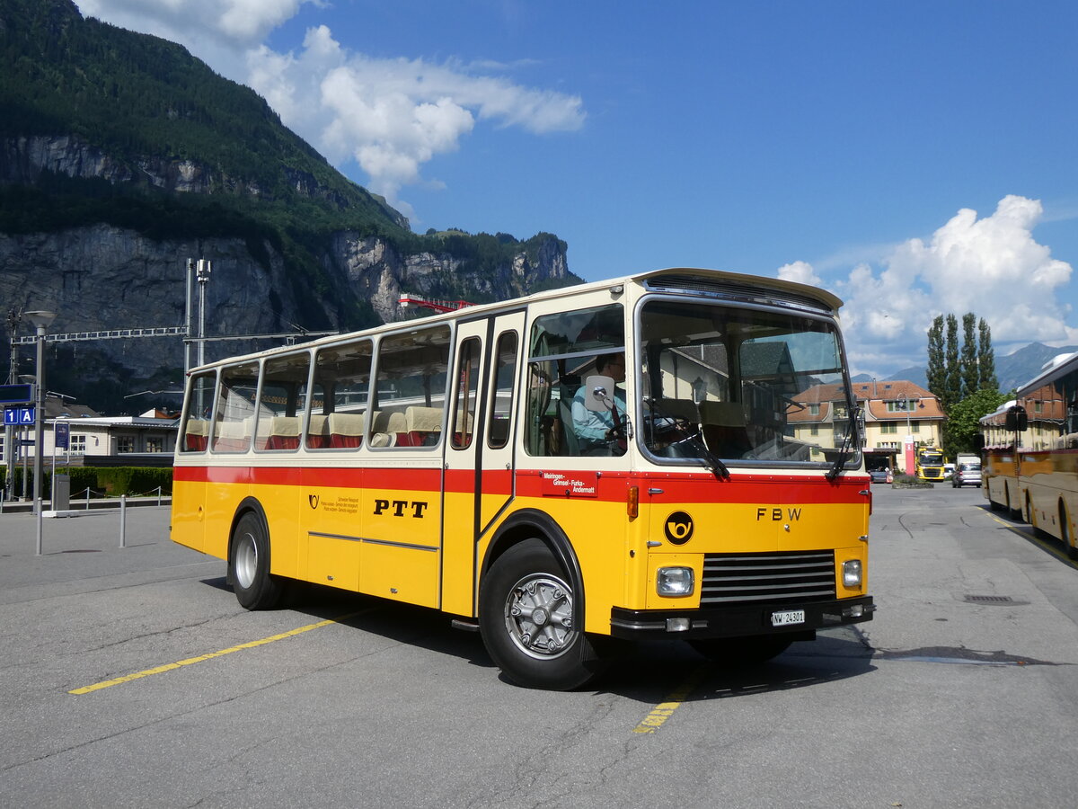 (277'374) - Lambach, Gommiswald - NW 24'301 - FBW/Eggli (ex Tanner+Lambach, Reigoldswil; ex Lambach, Rieden; ex Meier, Gr�t; ex AVG Grindelwald Nr. 13; ex P 24'182) am 1. Juli 2025 beim Bahnhof Meiringen