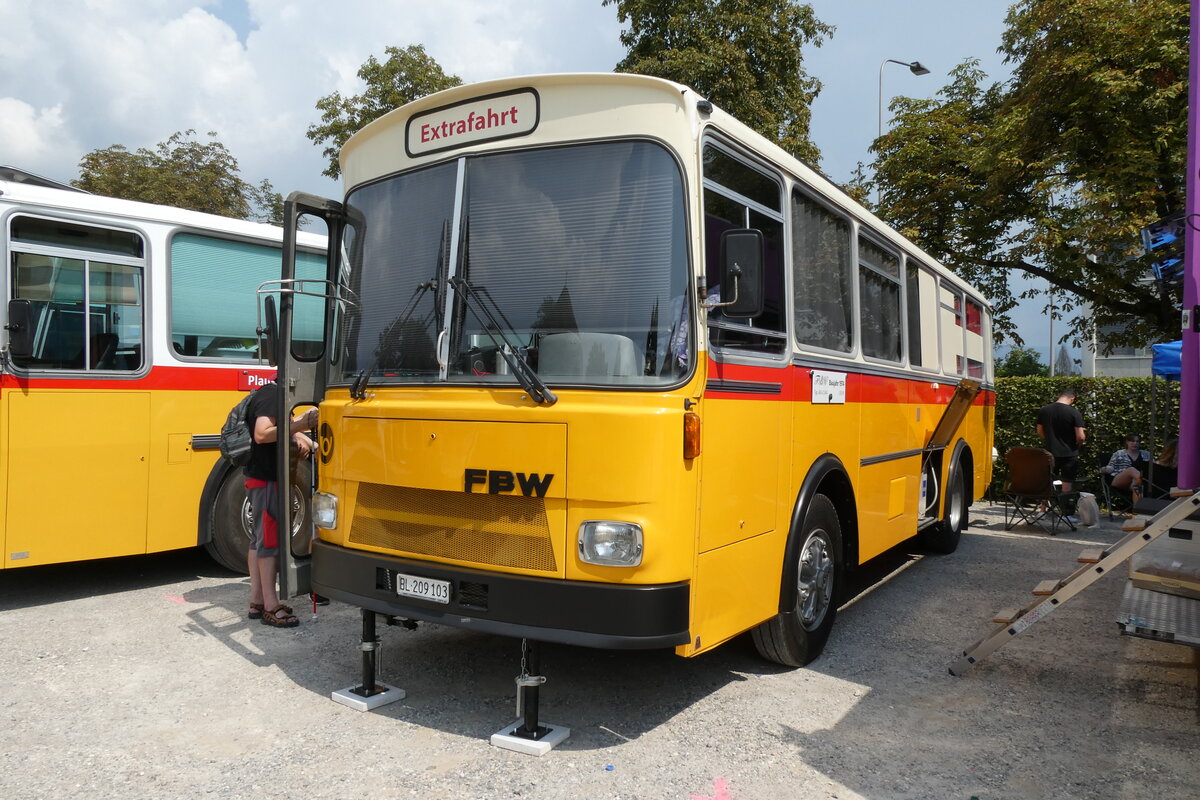 (278'991) - Heuberger, Therwil - BL 209'103 - FBW/T�scher (ex Kurhaus Val Sinestra, Sent; ex Mark, Andeer; ex Fravi, Andeer) am 16. August 2025 in Solothurn, Baseltor