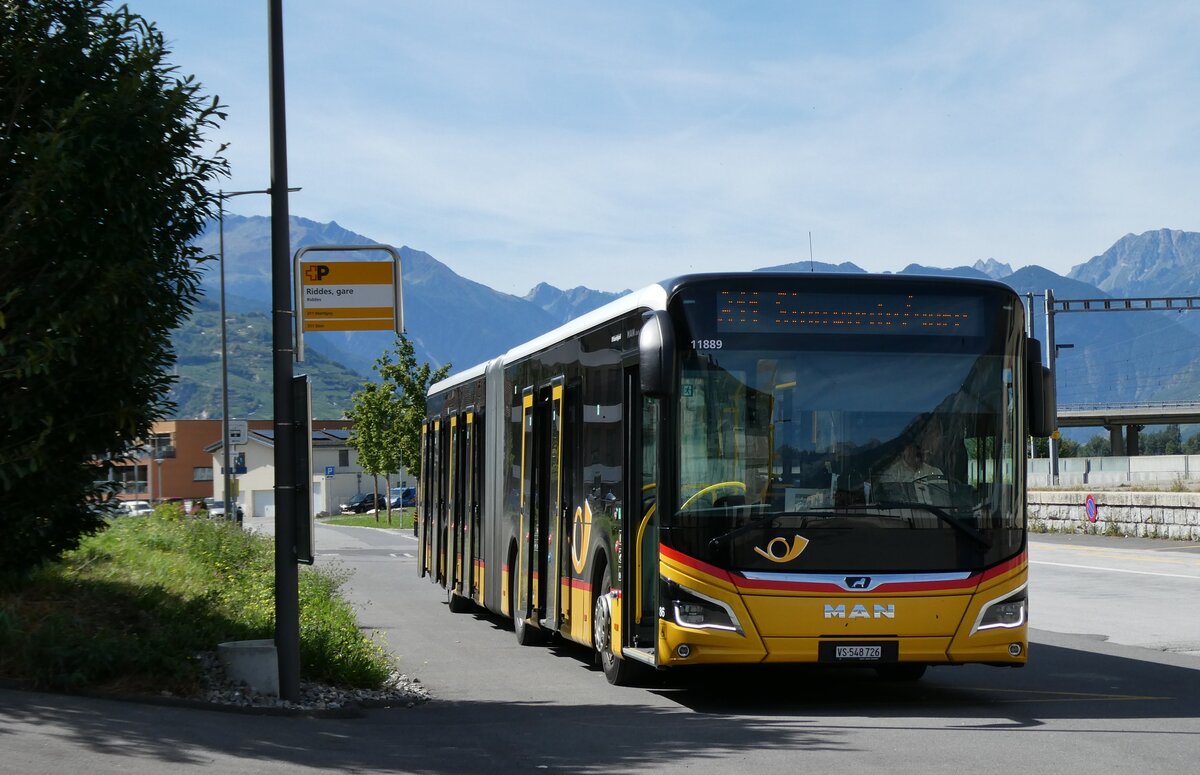 (279'967) - PostAuto Wallis - Nr. 86/VS 548'726/PID 11'889 - MAN 6. September 2025 beim BAhnhof Riddes