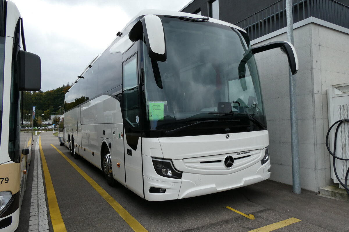 (281'179) - Knecht, Windisch - (407'524) - Mercedes am 10. Oktober 2025 in Winterthur, Daimler Buses