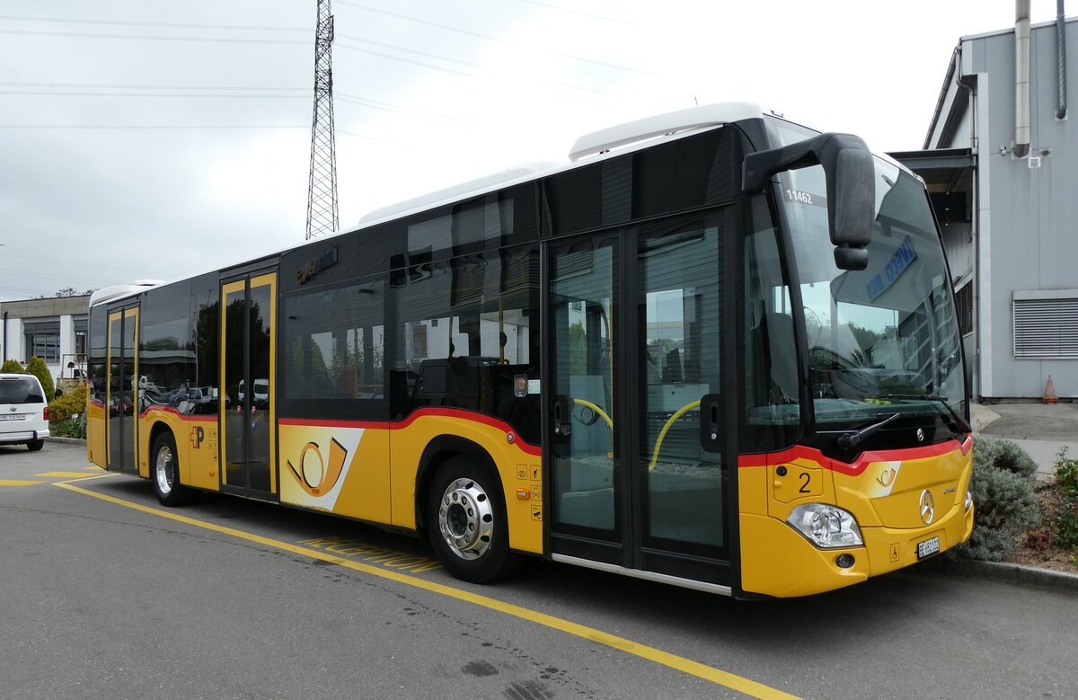 (281'301) - PostAuto Bern - Nr. 2/BE 652'122/PID 11'462 - Mercedes am 11. Oktober 2025 in Kerzers, Interbus