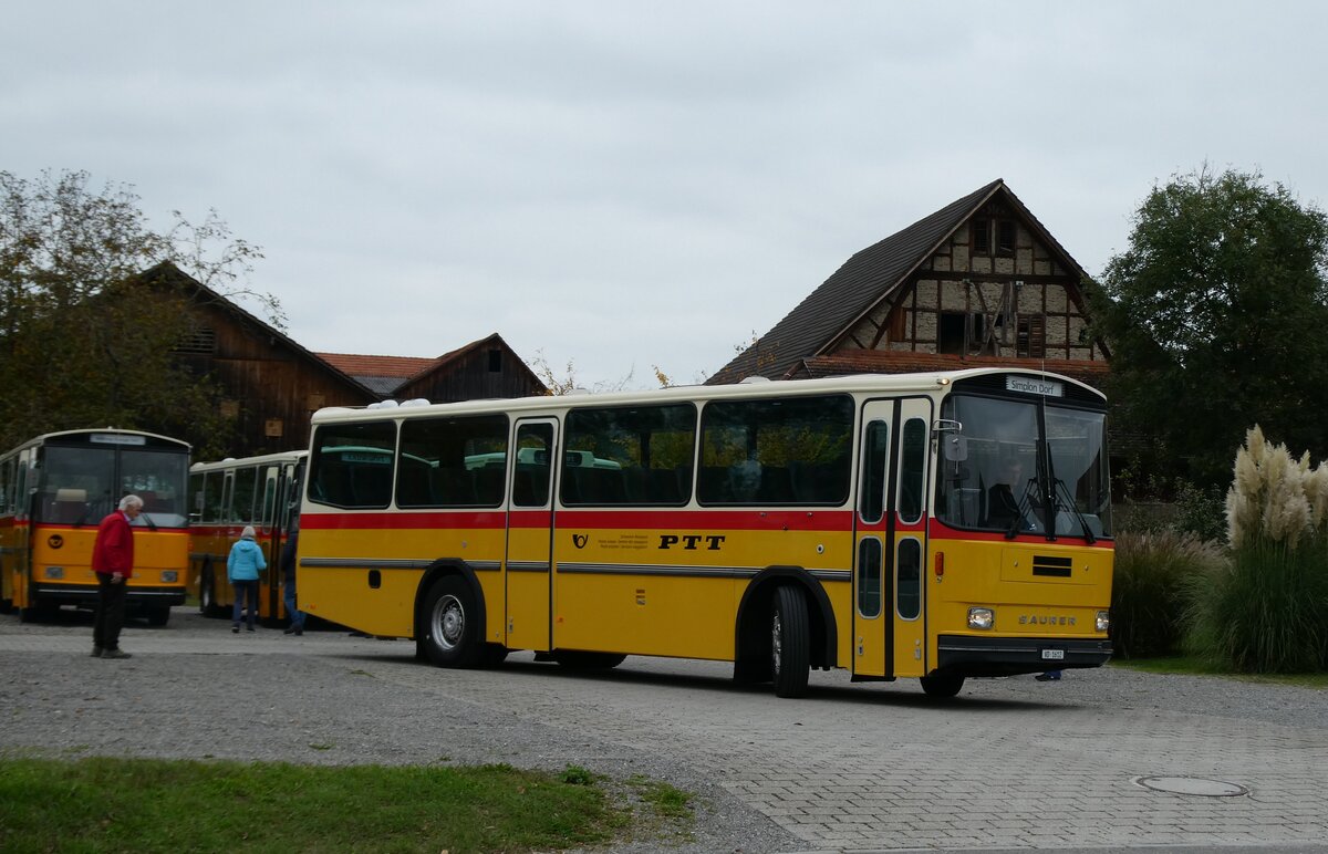 (281'456) - Riviera Carburant Lavage, St-L�gier - VD 1612 - Saurer/R&J (ex Fischer, D-Weilheim; ex ZVB Zug Nr. 141; ex ZVB Zug Nr. 41; ex P 24'354) am 12. Oktober 2025 am 12. Oktober 2025 in Hitzkirch, Interkantonale Polizeischule