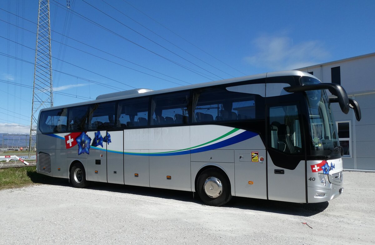 (285'905) - STI Thun - Nr. 40 - Mercedes (ex Oberland Reisen, Thun Nr. 40) am 4. April 2026 in Kerzers, Murtenstrasse