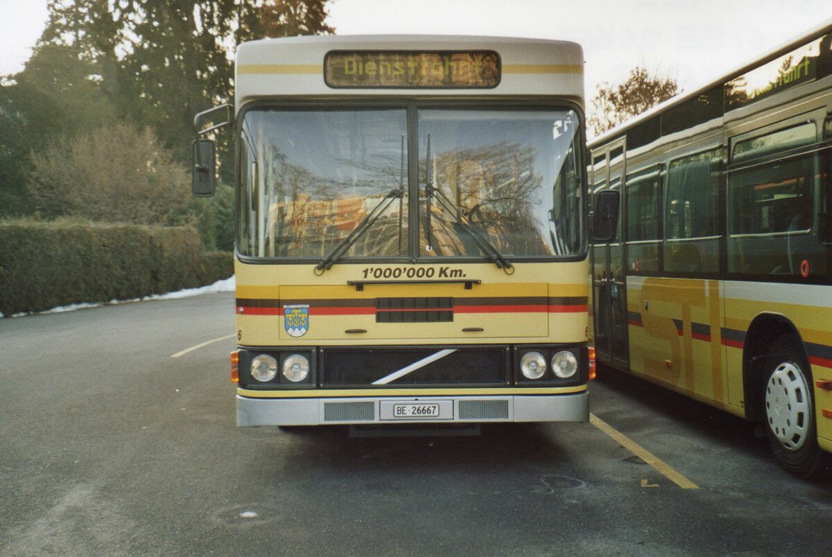 (AH 05) - Aus dem Archiv: STI Thun - Nr. 6/BE 26'667 - Volvo/FHS (ex TSG Blumenstein Nr. 6) am 13. Februar 2006 bei der Schiffl�ndte Thun