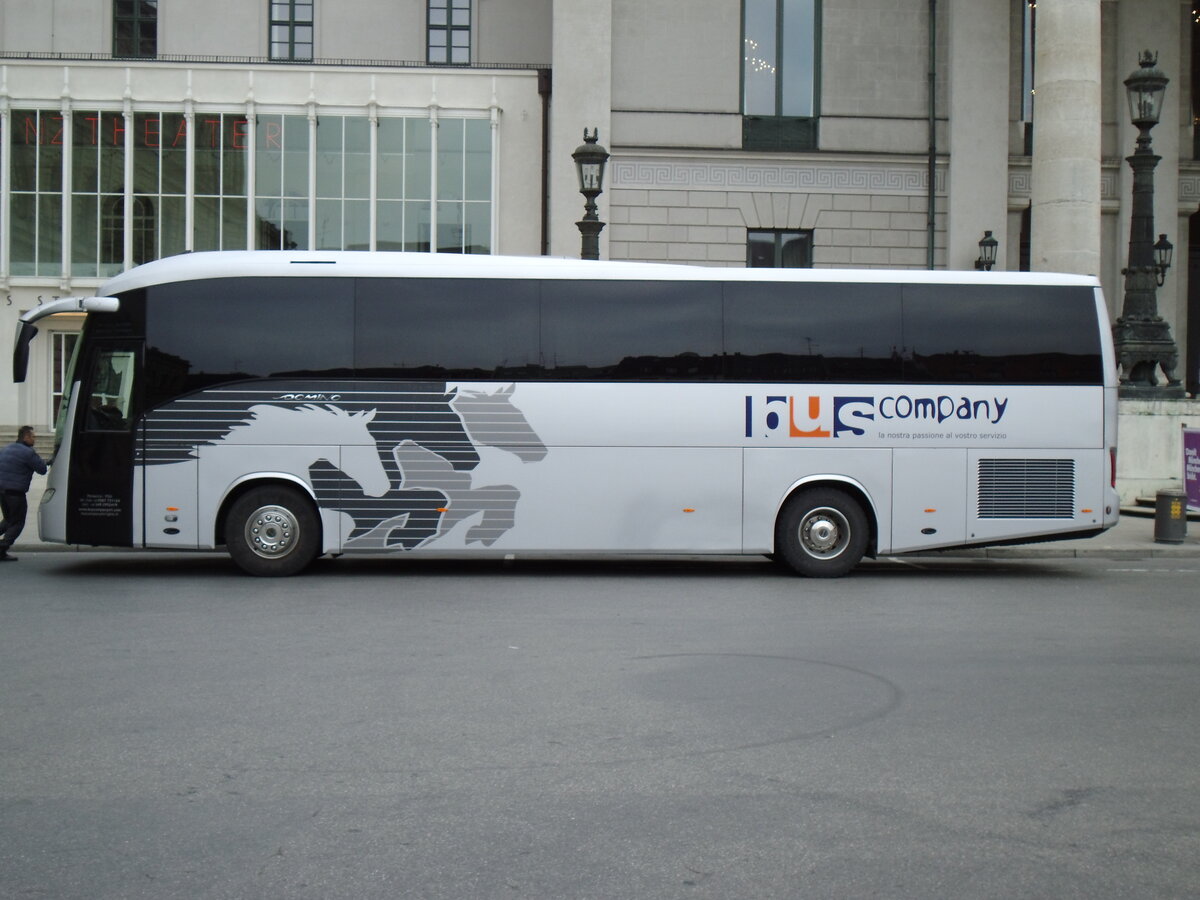 Aus Italien: Bus Company, Rotino - Iveco Domino am 4. M�rz 2014 in M�nchen (Aufnahme: Martin Beyer)