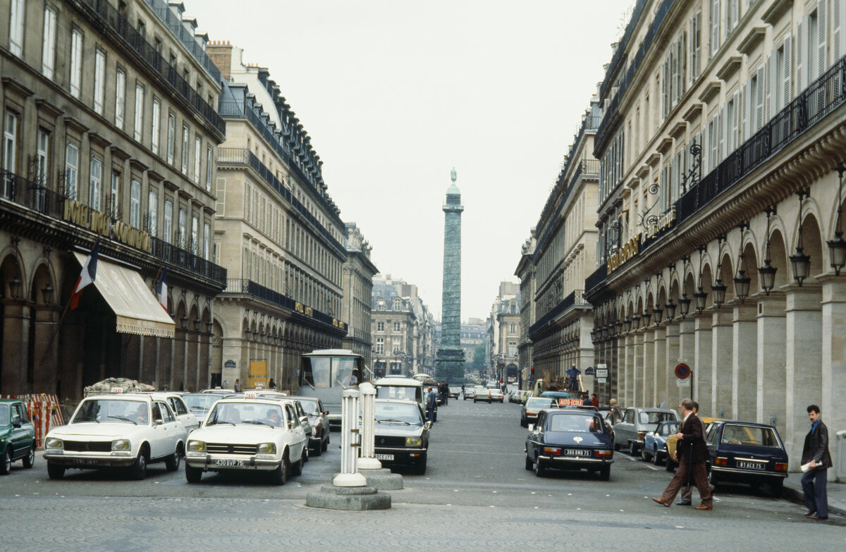 (D 056) - Aus dem Archiv: ??? - ??? um 1985 in Paris