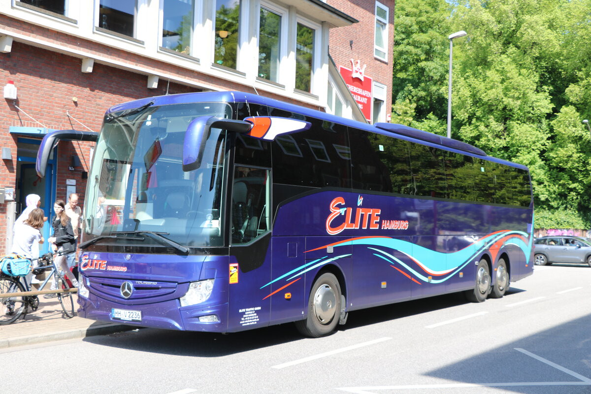 Elite, Hamburg - HH-V 2236 - Mercedes am 11. Mai 2025 in Hamburg (Aufnahme: Martin Beyer)