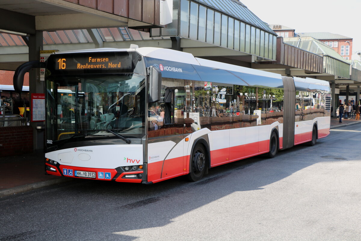 HHA Hamburg - Nr. 3932/HH-YB 3932 - Solaris am 10. Mai 2025 in Hamburg (Aufnahme: Martin Beyer)