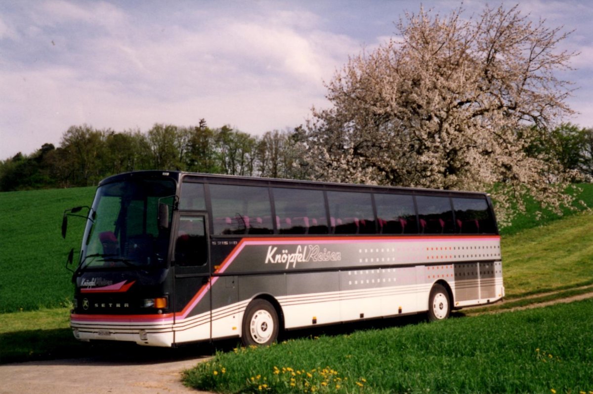 (MD470) - Aus dem Archiv: Kn�pfel, Dinhard - ZH 374'051 - Setra im Jahr 1994