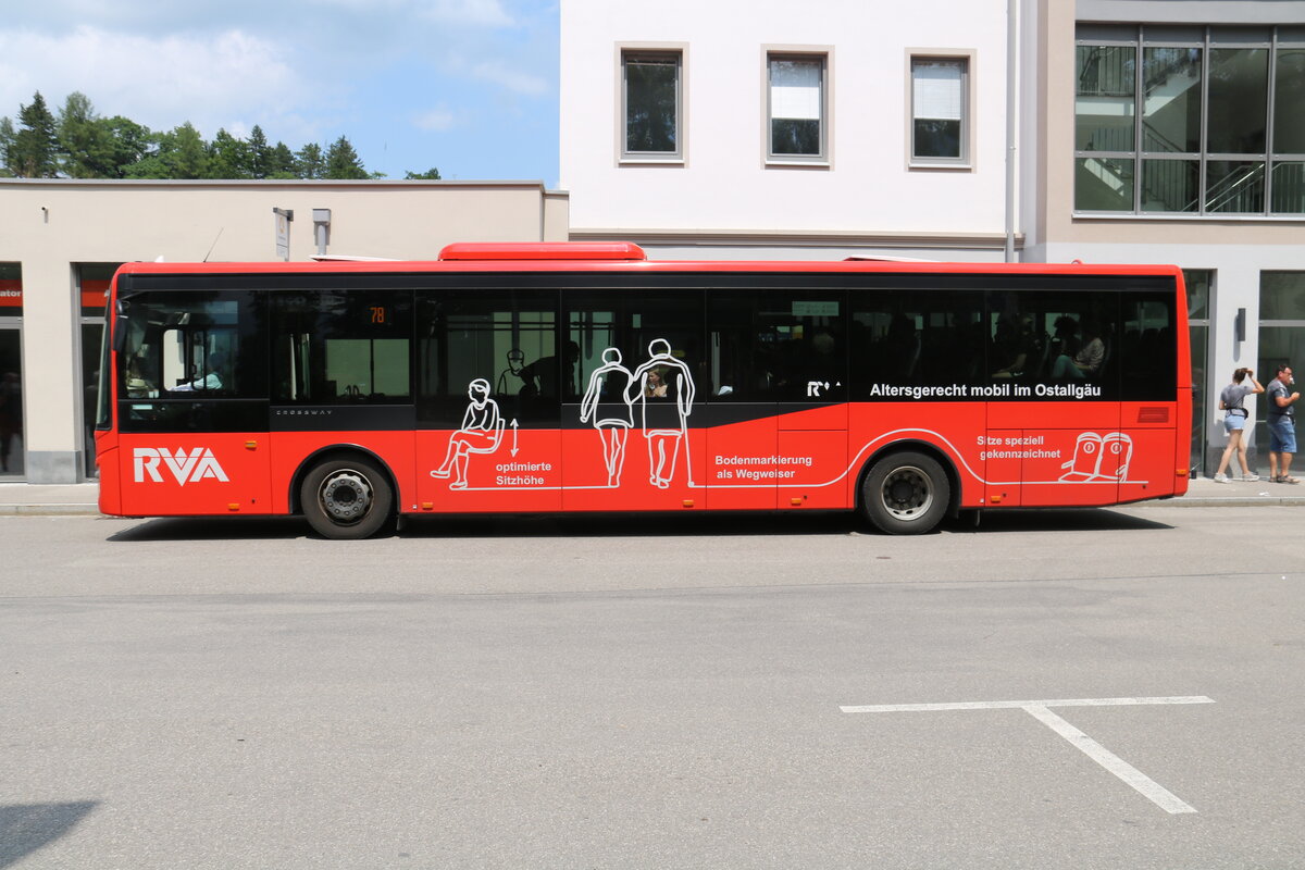 RVA Oberstdorf - Iveco am 20. Juli 2021 beim Bahnhof F�ssen (Aufnahme: Martin Beyer)