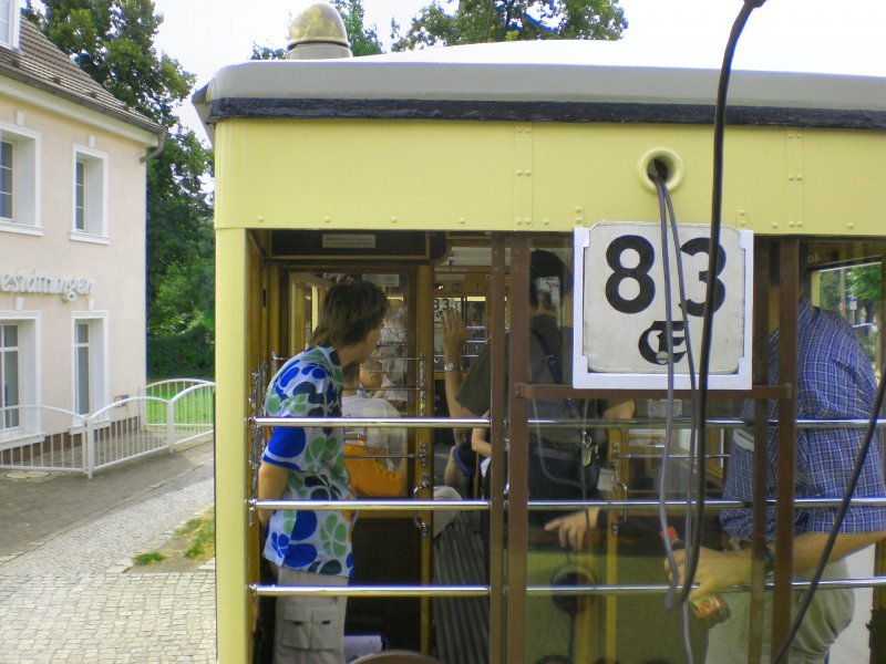 Blick auf den Beiwagen Typ B24 w�hrend der Fahrt von Mahlsdorf nach K�penick,      Berlin  8.  August 2009                                                                                      