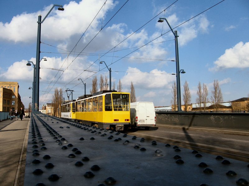 Doppeltraktion T6A auf der Spreebr�cke in Sch�neweide, Berlin 2006